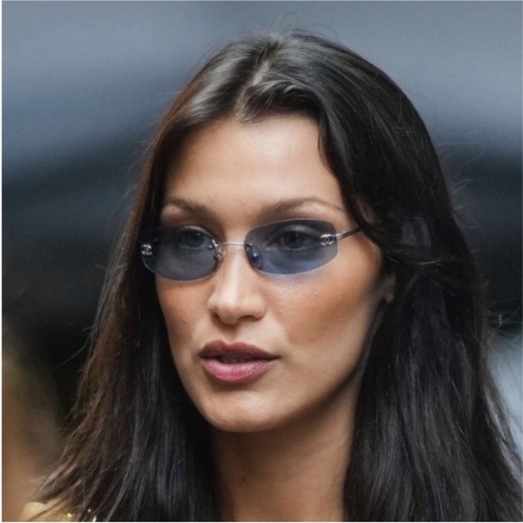 CHANEL Accessories - Rare💙 CHANEL rimless sunglasses.